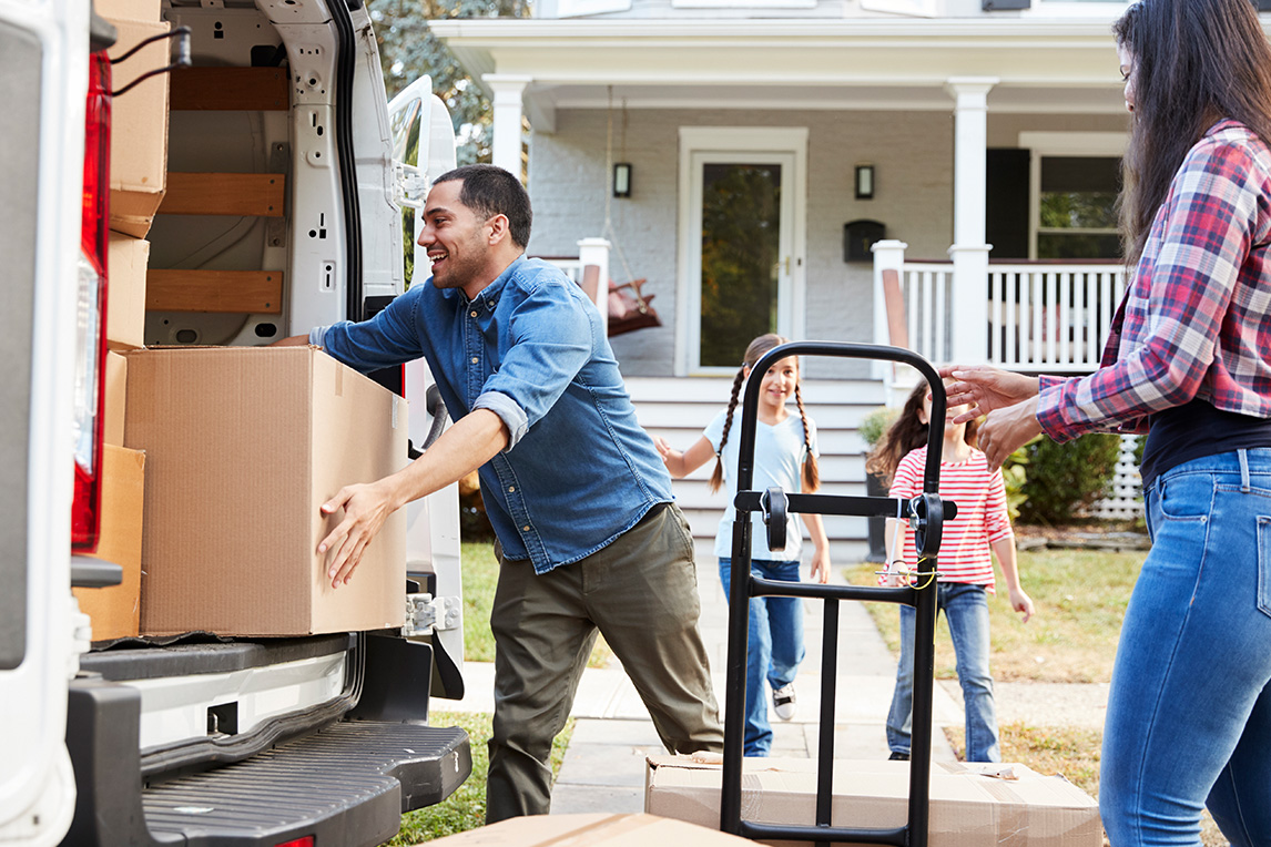 Moving Out of State with Family Making the Transition Easier with Out of State Moving Companies